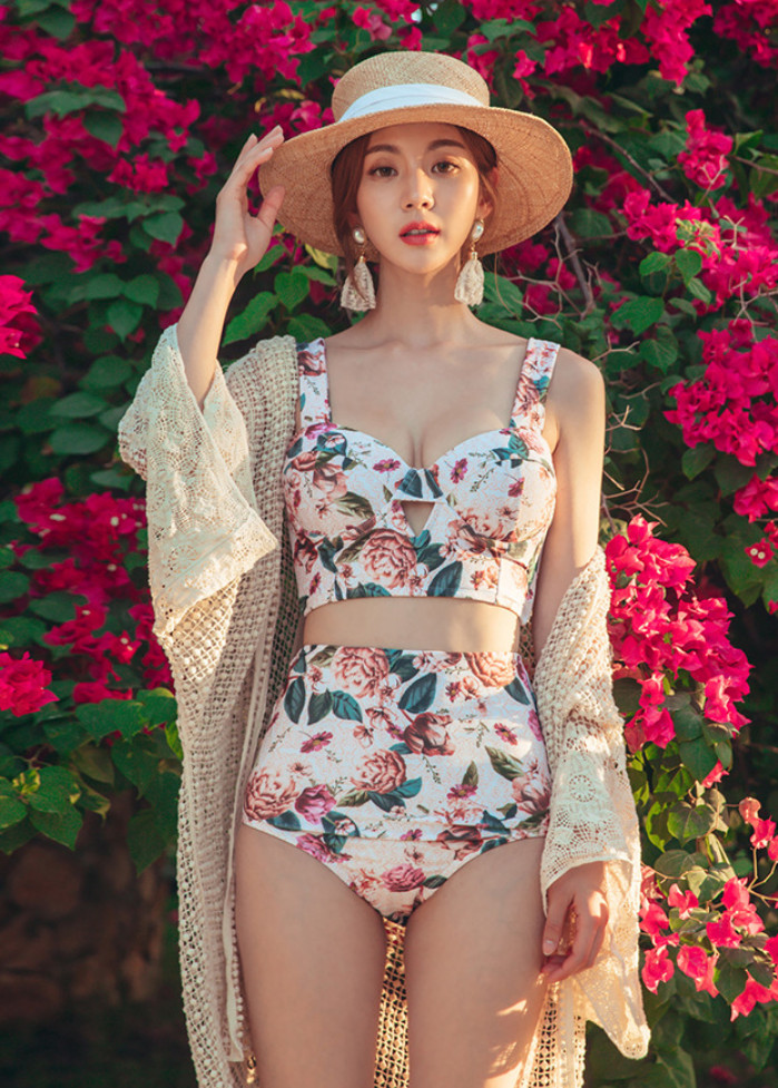 Bikini Hai Mảnh Hoa Hồng Trẻ Trung Dễ Thương AT143 MayHomes