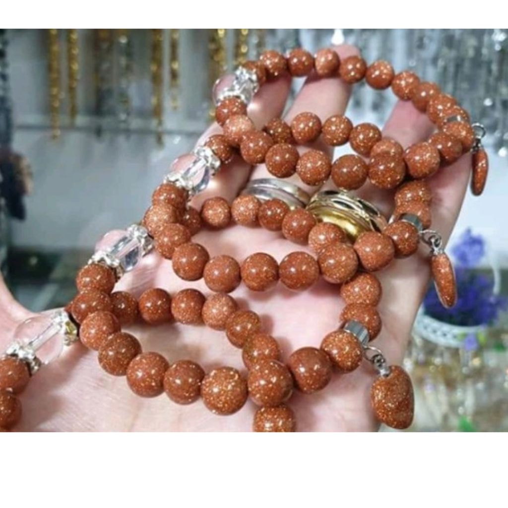 Vòng tay đá Kim Sa mix trái tim- Size đá: 8 mm. Hợp mệnh Thổ- mệnh Kim