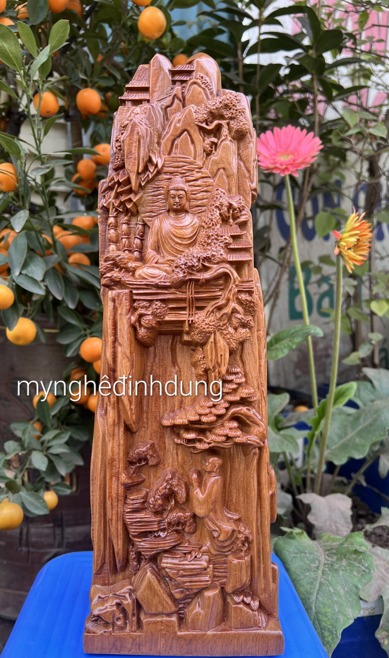 Tượng nhất tâm bái phật bằng gỗ bách xanh liền kt cao 40×12×9cm