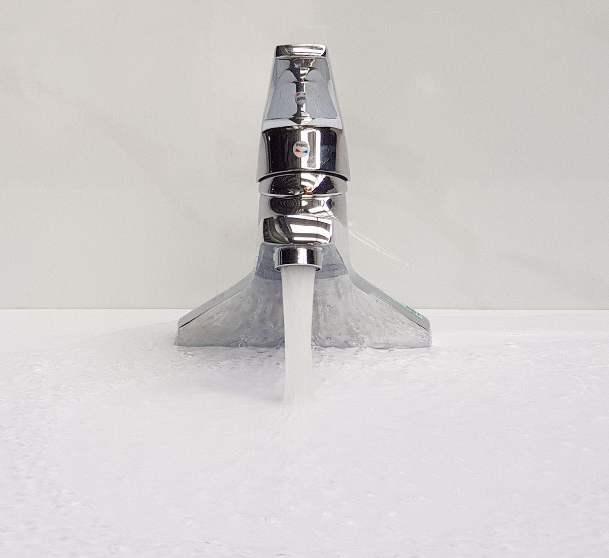 Vòi Lavabo 2 chân Đồng mạ Chrome Eurolife EL-IRIS03