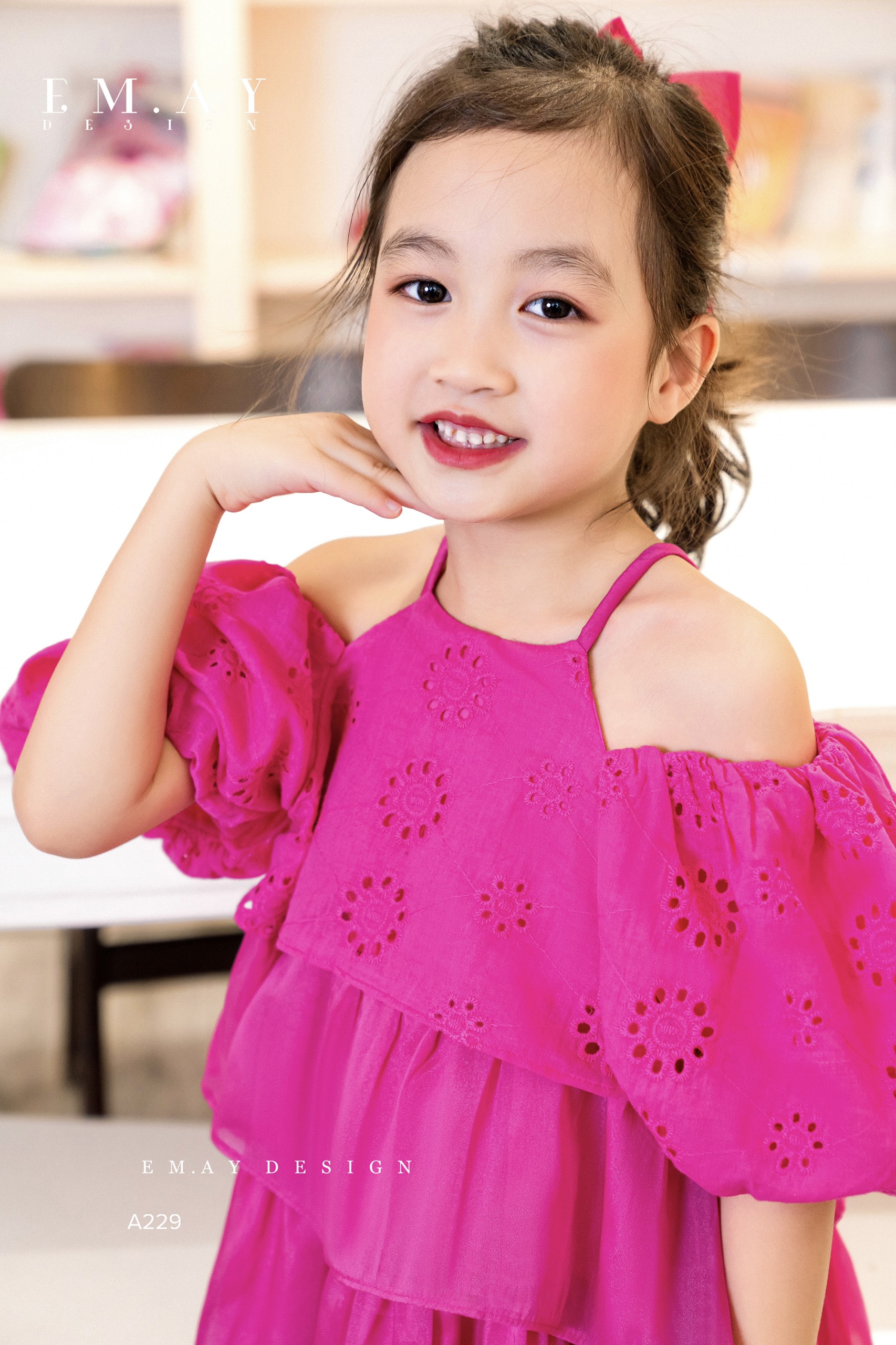 Đầm babydoll tầng cho bé gái trễ vai xinh xắn từ 12-35kg hàng thiết kế