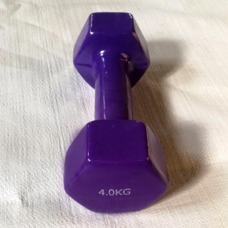 Tạ tay nữ 1kg-6kg lõi gang đặc bọc cao su tập gym,yoga chống trơn trượt, xước vỡ sàn Nhà(giao màu ngẫu nhiên