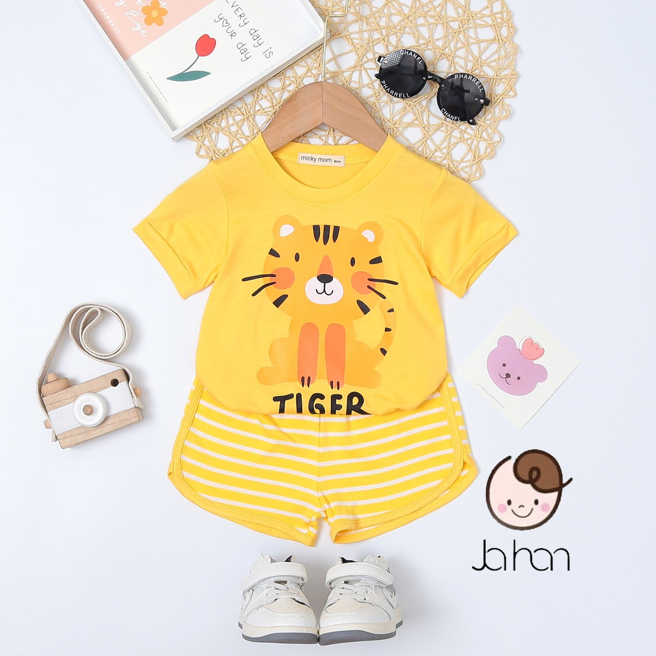 (Mẫu Mới )Bộ Thun Lạnh Minky Mom-Bộ Cộc Tay Quần Sọc Dệt Cho Bé Trai Bé Gái