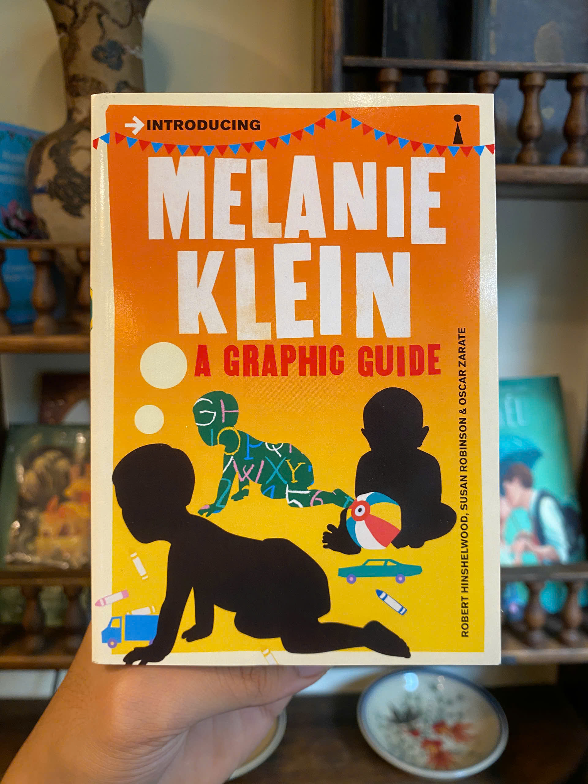Sách - Introducing Melanie Klein: A Graphic Guide by Robert Hinshelwood | Psychology Nonfiction