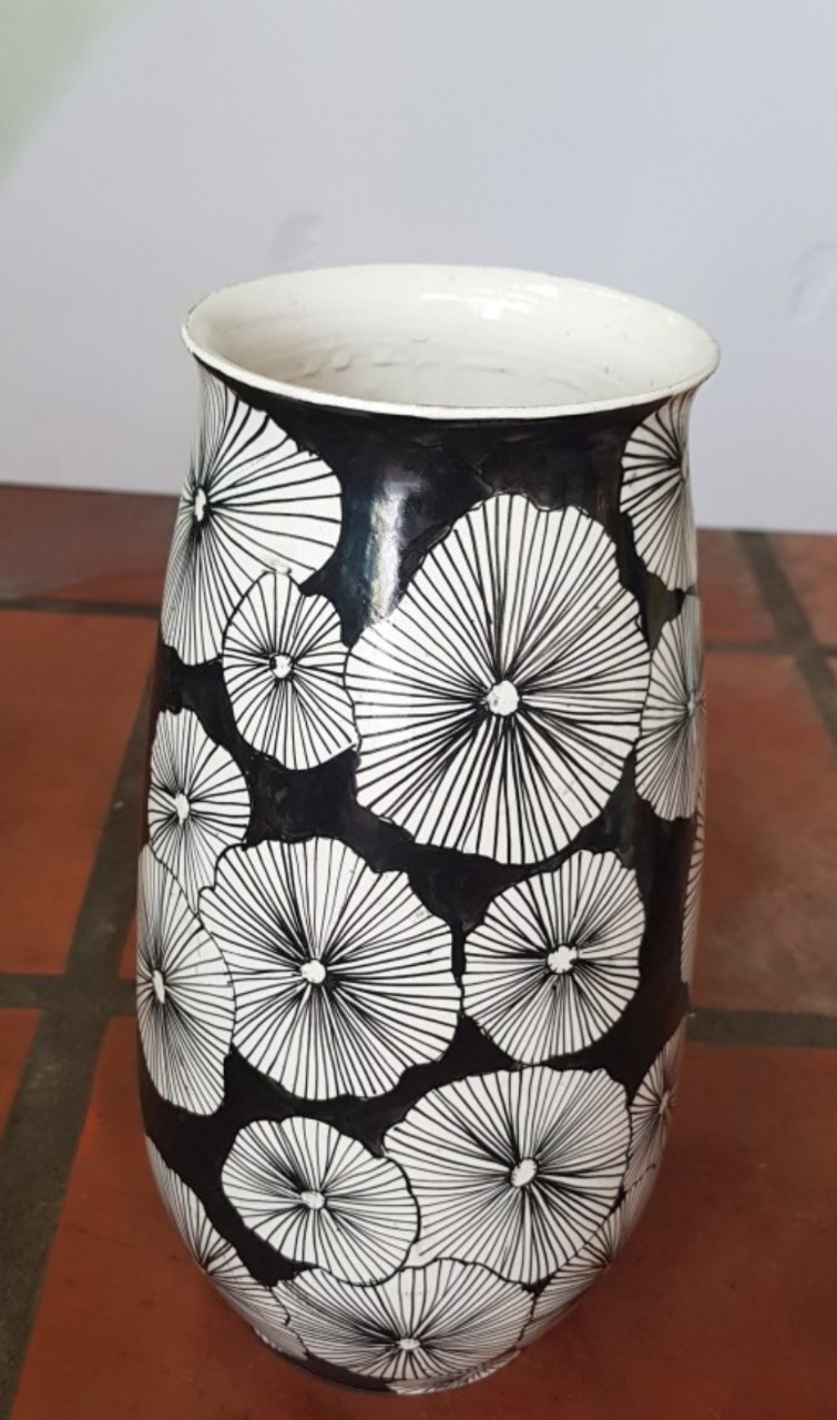Bình hoa dạng ống tròn, họa tiết hình hoa, cao 27cm, trang trí nhà cửa, quà tặng tân gia, sinh nhật, gốm Bát Tràng. Giao từ HCM