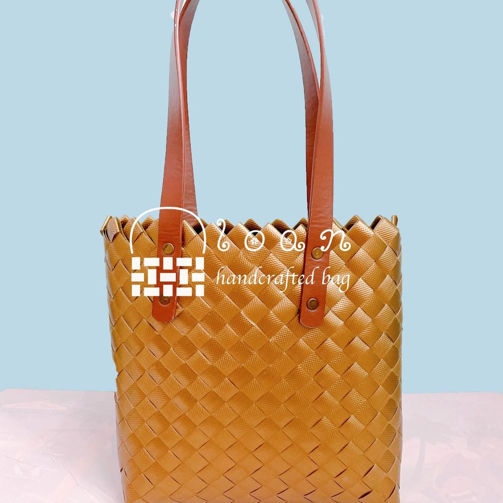 Túi xách tote đan thủ công LOANHandcrafted - HBS002