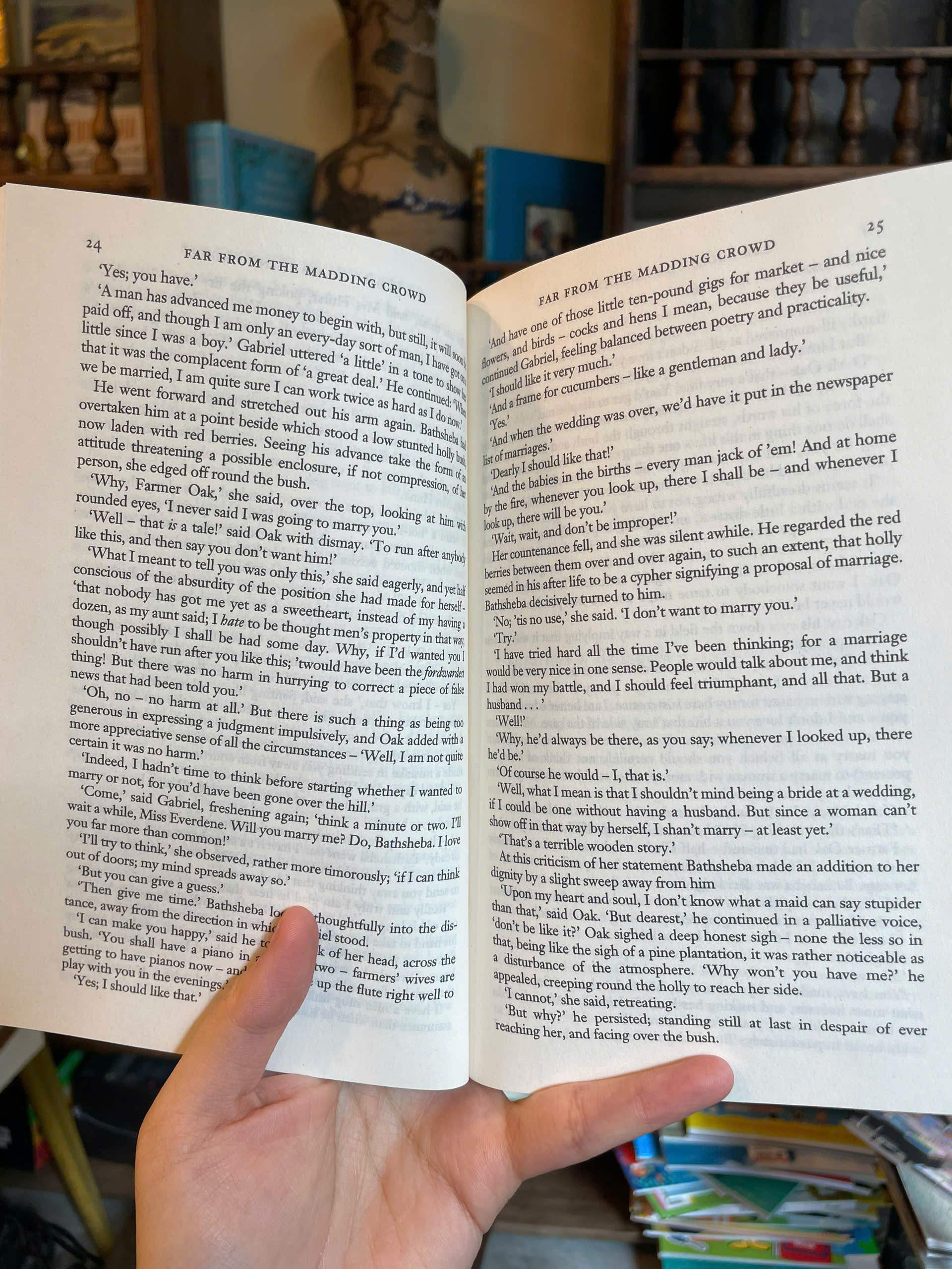 Sách - Far From The Madding Ground by Thomas Hardy | Classic Novel / Ngoại văn Nhập khẩu