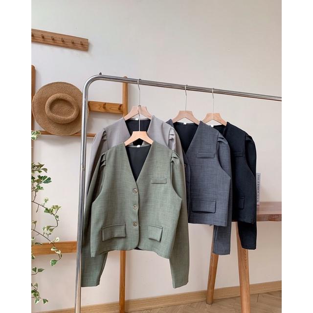 Áo khoác blazer nữ cổ v 3 khuy cơi ngực 2 nắp túi 76a40 by germe