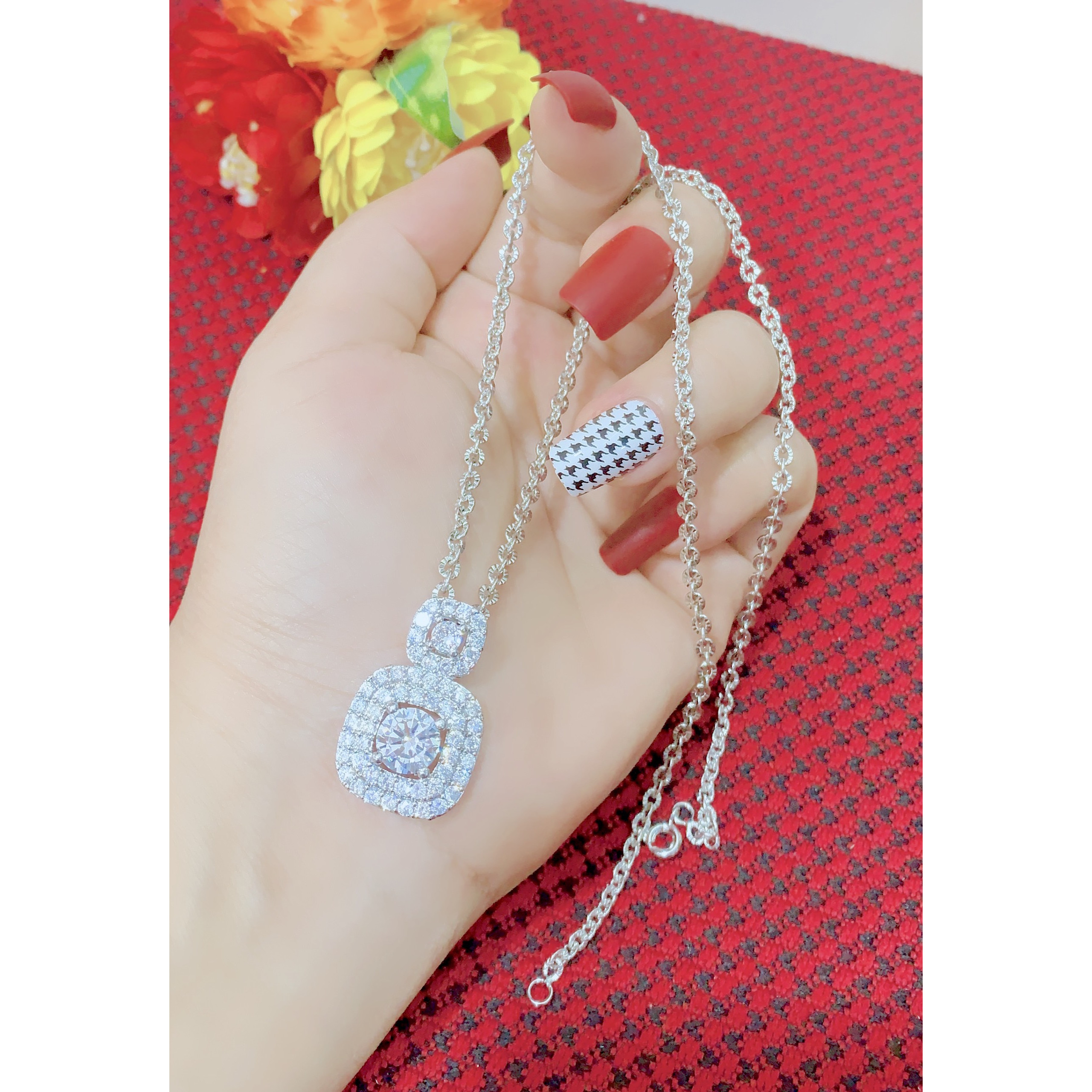 Dây chuyền nữ mặt xoàn xi kim cao cấp P825