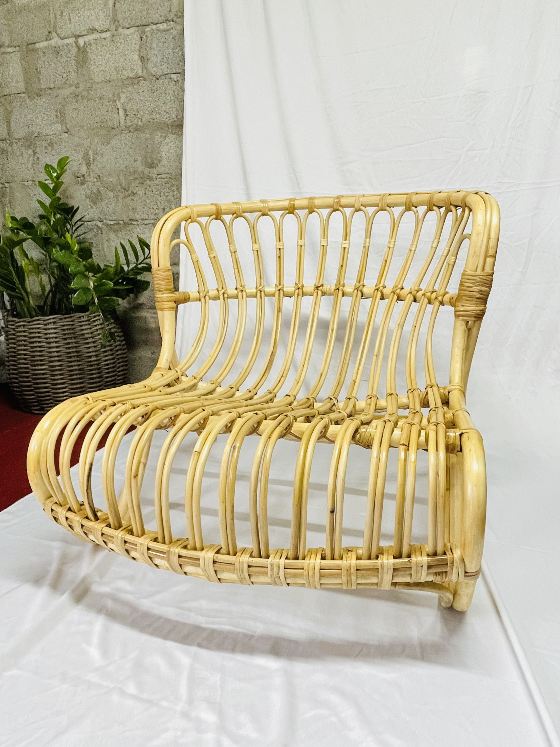 Ghế Mây Armchair Con Hổ cách tân tự lưng mây tự nhiên 100%