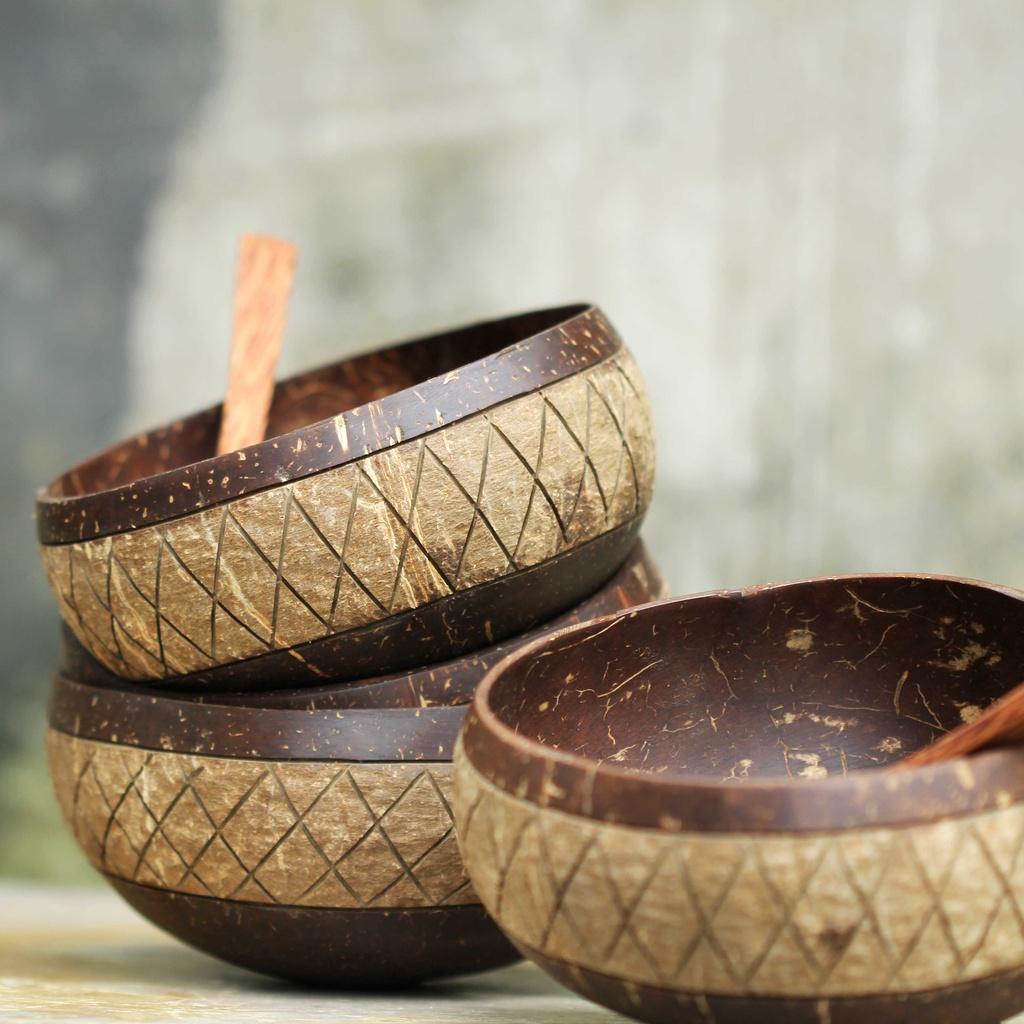 Tô/Chén/Bát gáo dừa hoa văn Mon [Mon Pattern Coconut Bowl]