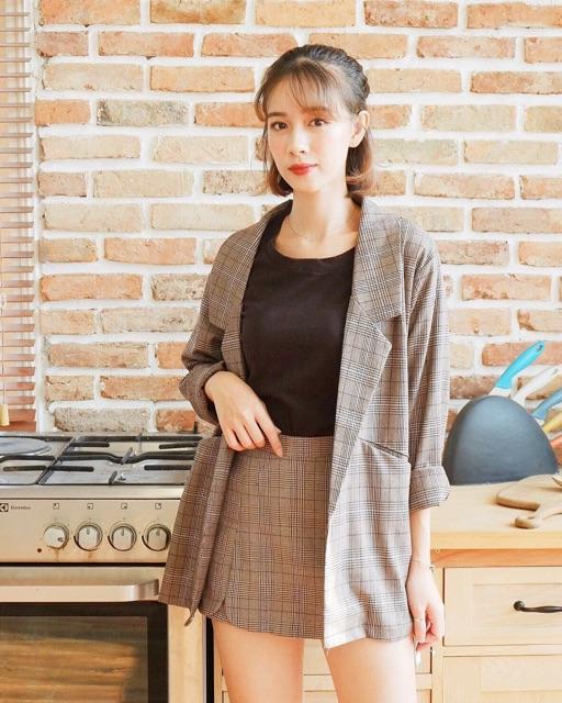 Áo Blazer không khuy &amp; quần váy