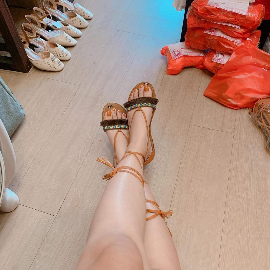 Giày Sandal Chiến Binh Thổ Cẩm Tua Rua