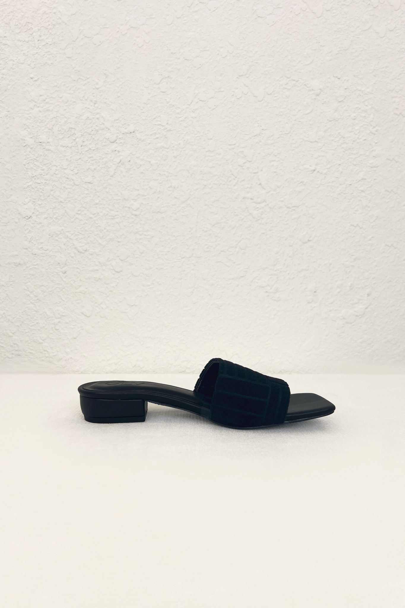 OLV - Dép Cielo Slippers In Black