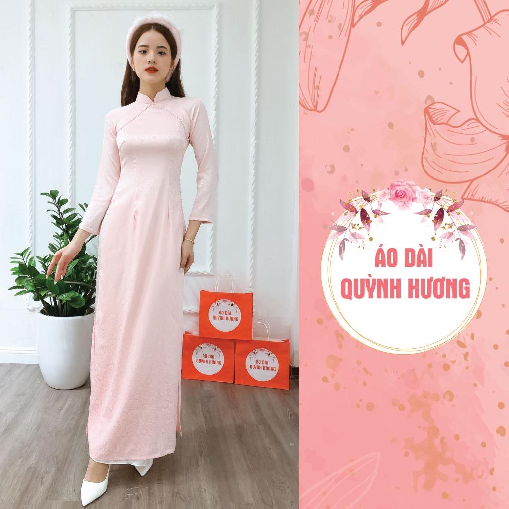 Áo dài gấm tơ đính kết đơn giản màu hồng