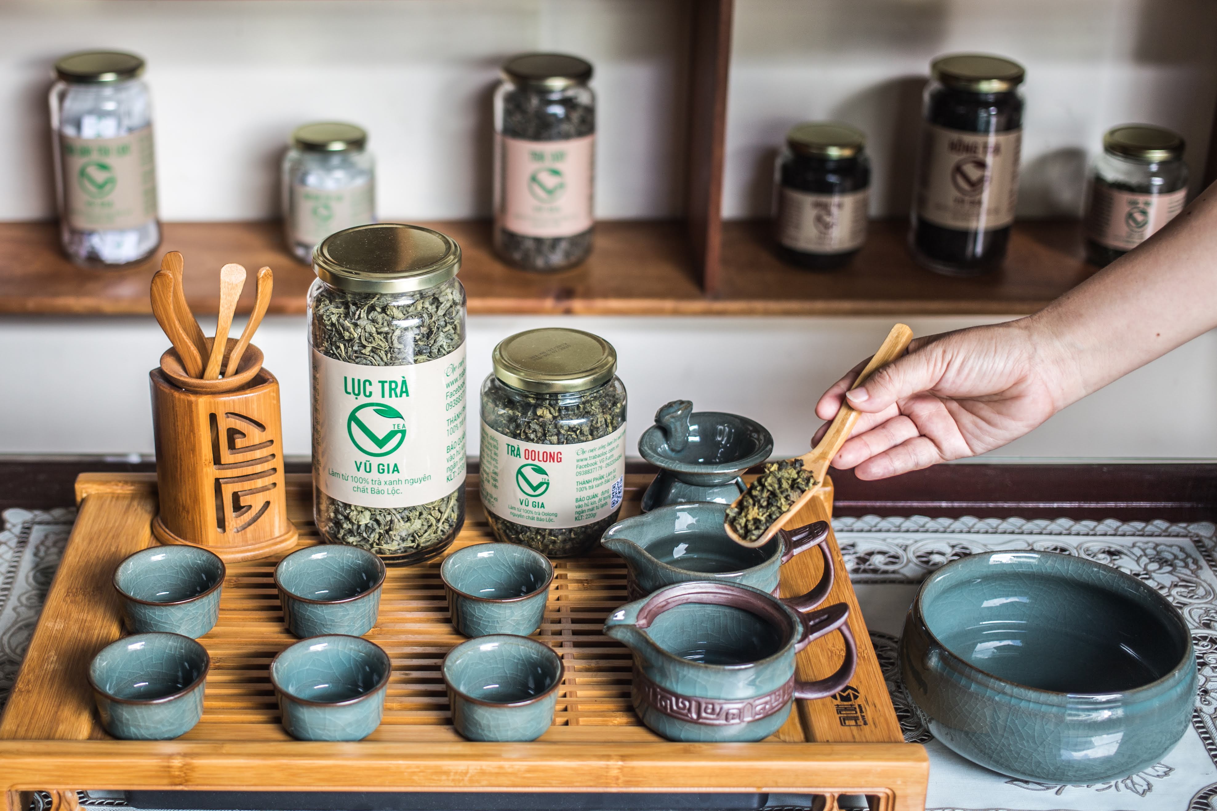 Trà Oolong Thượng Hạng Nguyên Chất Bảo Lộc Vũ Gia