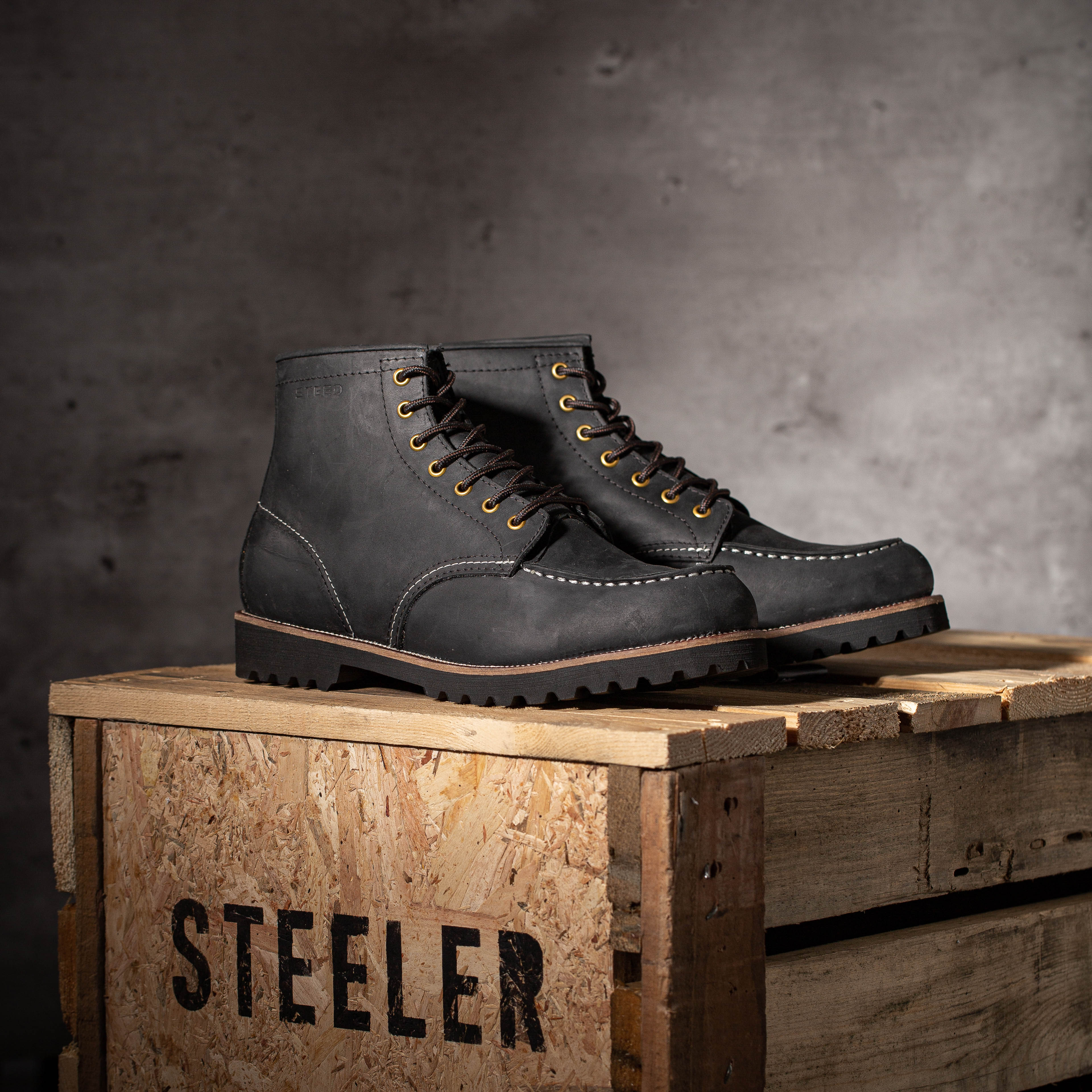 GIÀY DA NAM STEELER - MOCTOE BLACK WITH BLACK SOLE