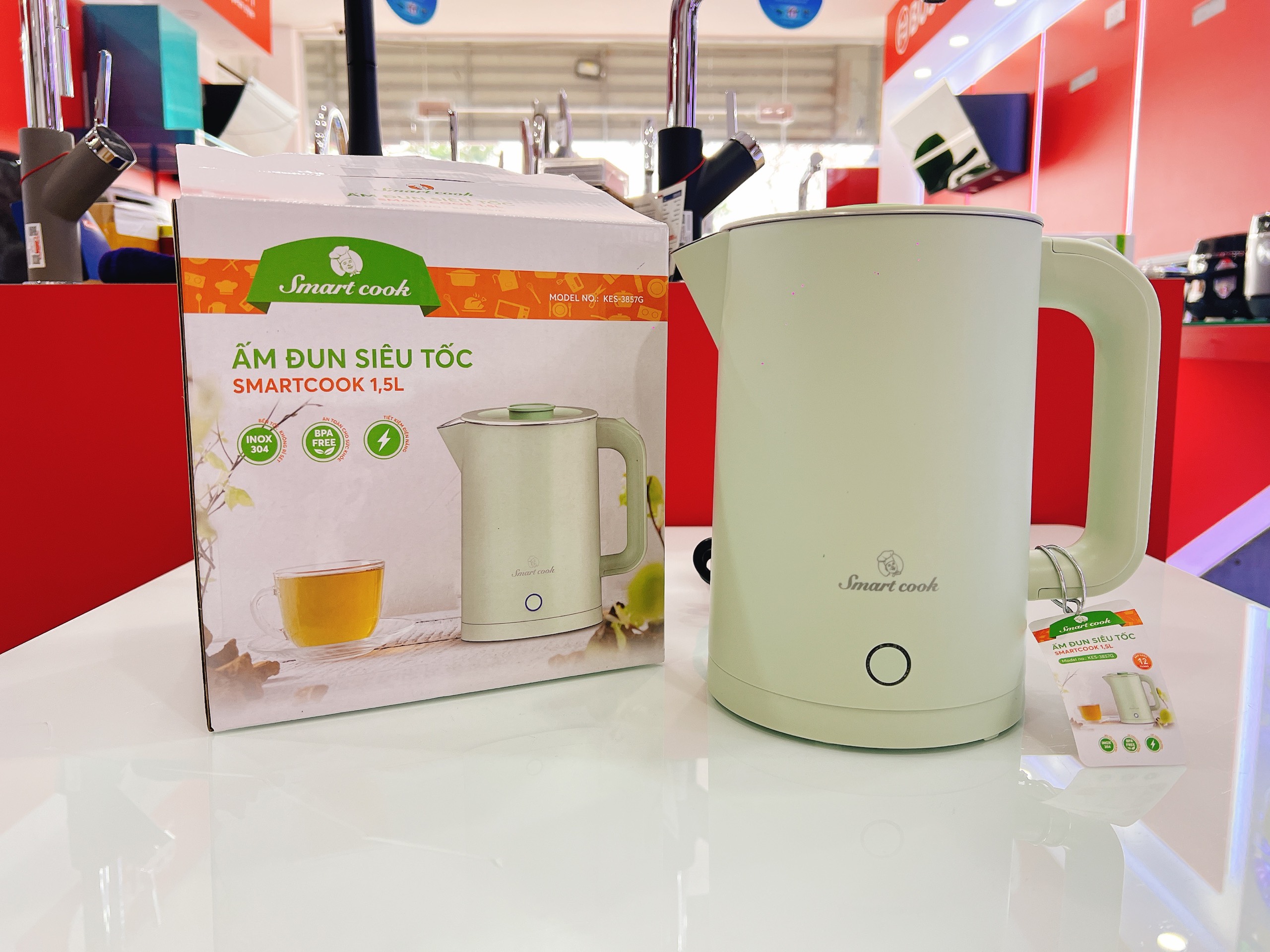 Ấm đun siêu tốc Smartcook 1.5L KES-3857G hàng chính hãng