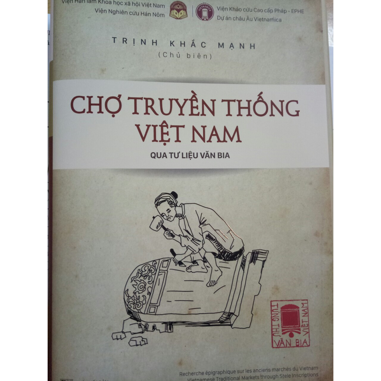 Chợ truyền thống Việt Nam qua tư liệu văn bia