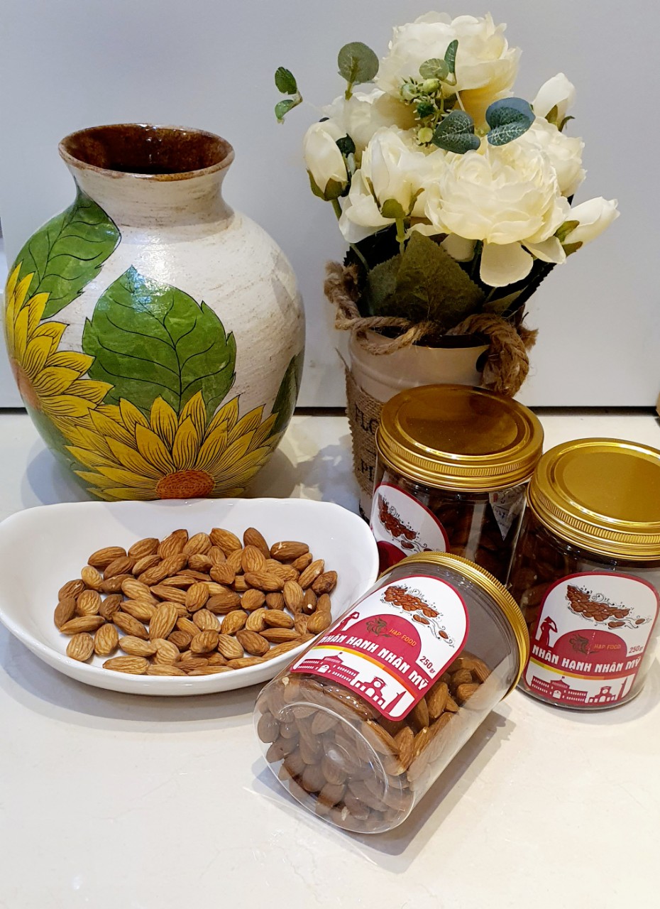 Nhân hạnh nhân Mỹ 