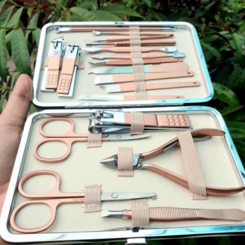 Bộ dụng cụ làm móng 18 món, set bấm móng tay 18 chi tiết thép không gỉ