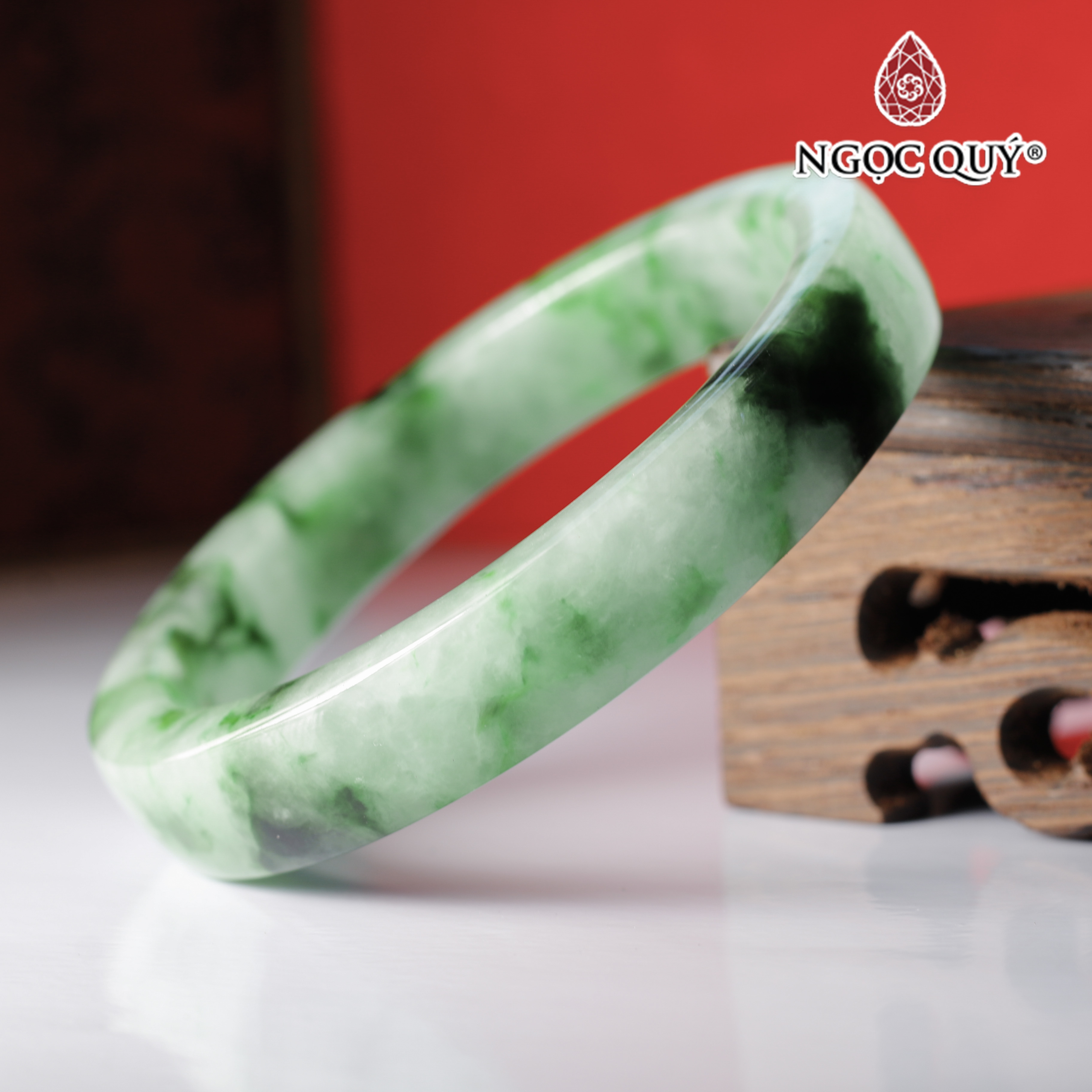 Vòng tay nguyên khối bản vuông đá cẩm thạch đường kính 54mm mệnh hỏa, mộc - Ngọc Quý Gemstones
