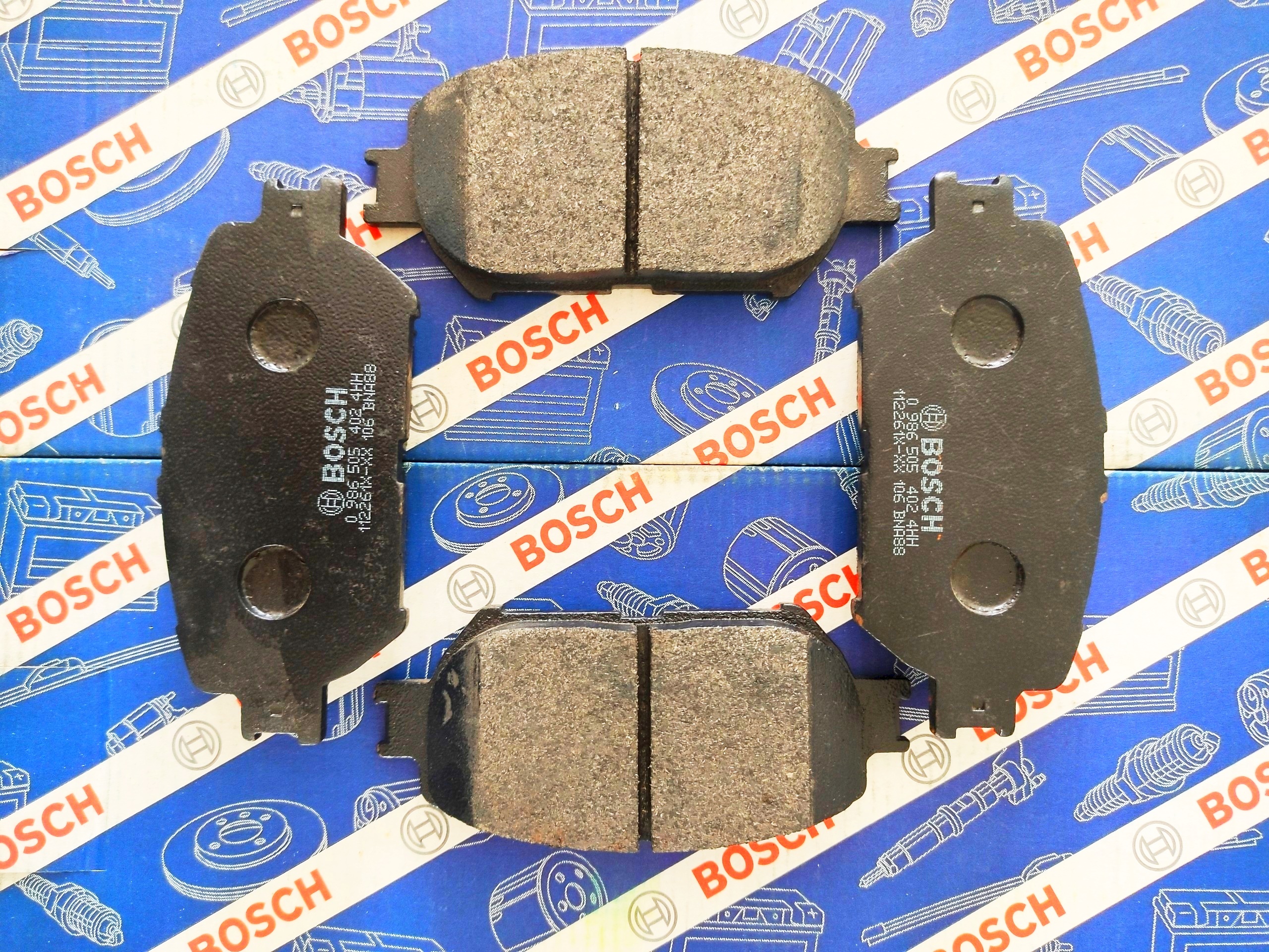 Bố Thắng Trước Toyota Camry 2.0/2.4/3.0 ES300, ES330, GS300 - Bosch BP 5402