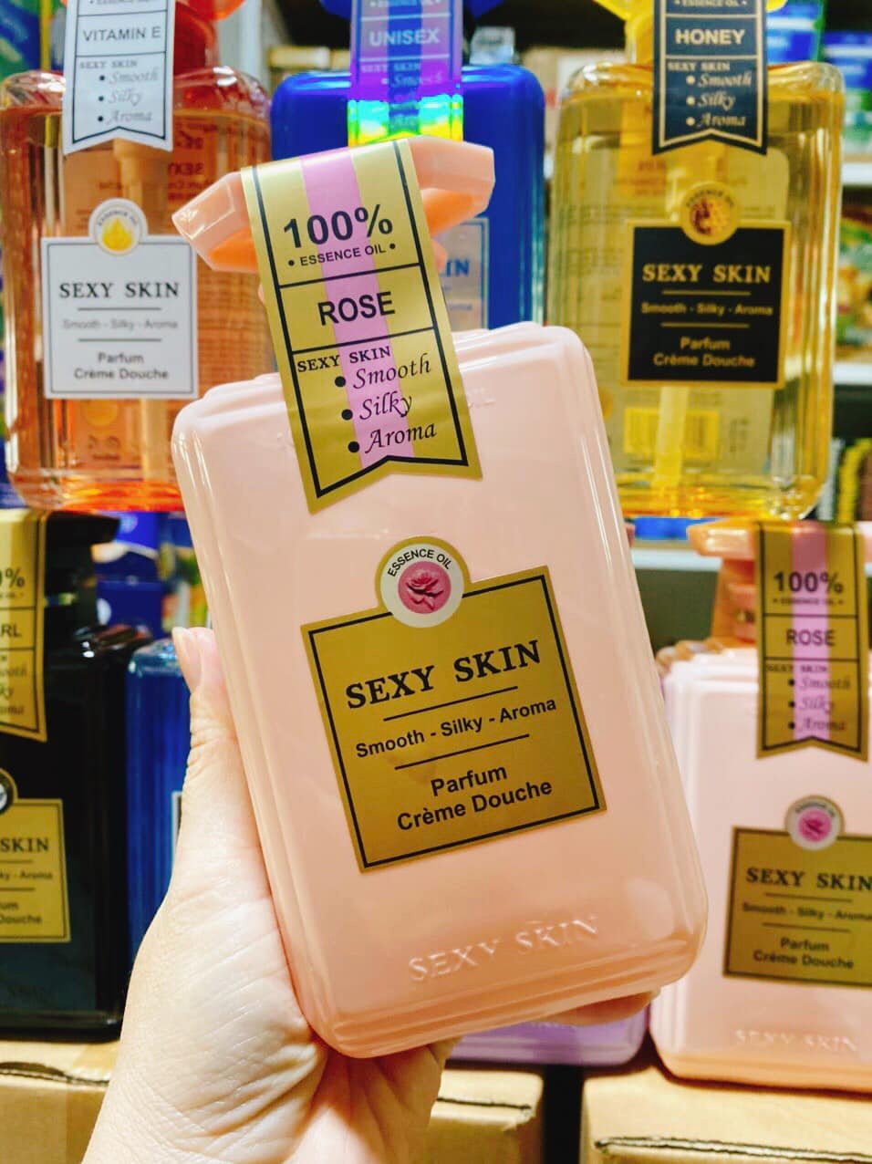 SỮA TẮM NƯỚC HOA SEXY SKIN 600ML ROSE-HỒNG SỮA