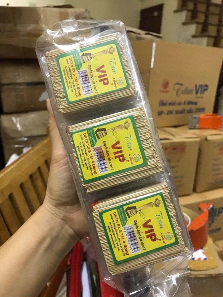 Lốc 30 hộp tăm vip mika
