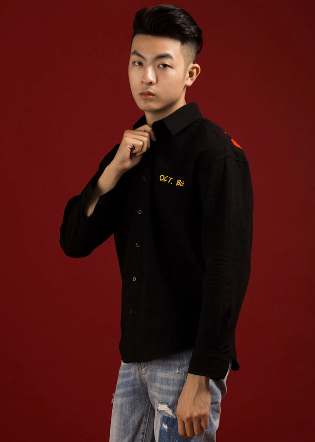 Áo sơ mi tay dài in họa tiết logo  – 3569