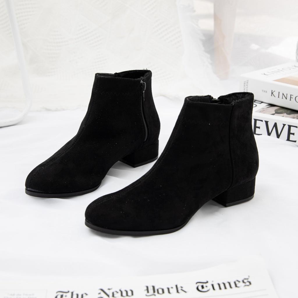 Giày Boots Nữ thời trang MWC Boots cổ thấp gót vuông 3p màu đen basic siêu HOT NUBO- 9104