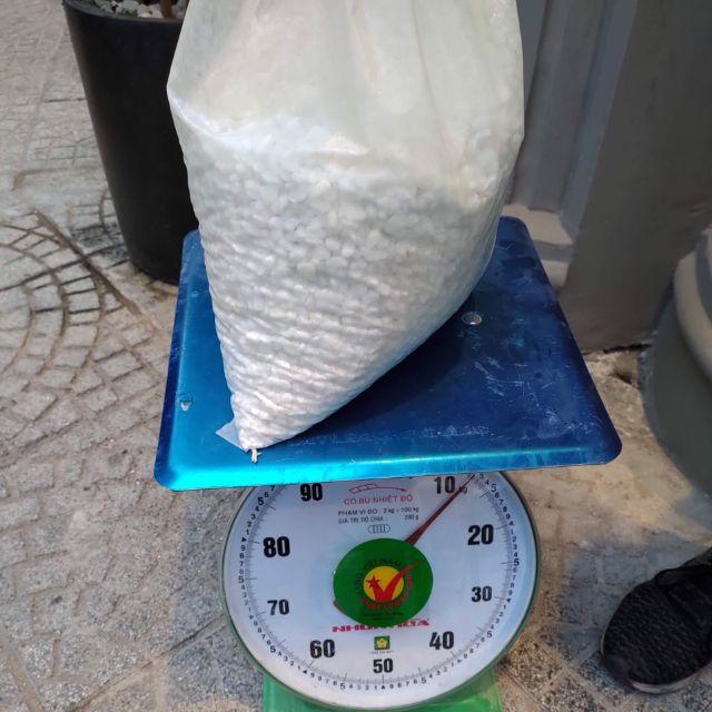 Một bao sỏi trang trí - TL: 12-13kilogram