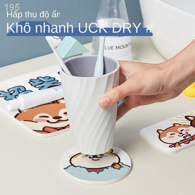 Phim hoạt hình dễ thương Shiba Inu tảo cát tấm lót chân phòng tắm cửa điatom đất thấm và khô nhanh thảm chống