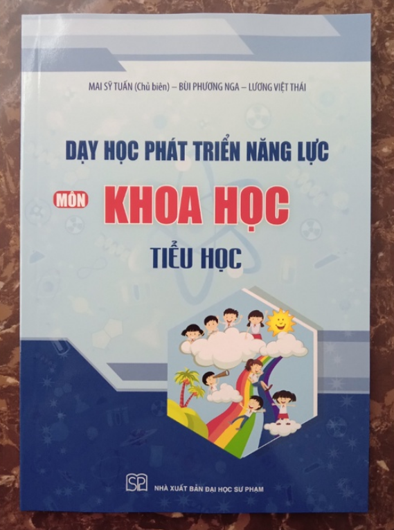 Sách - Dạy học phát triển năng lực Môn Khoa học tiểu học