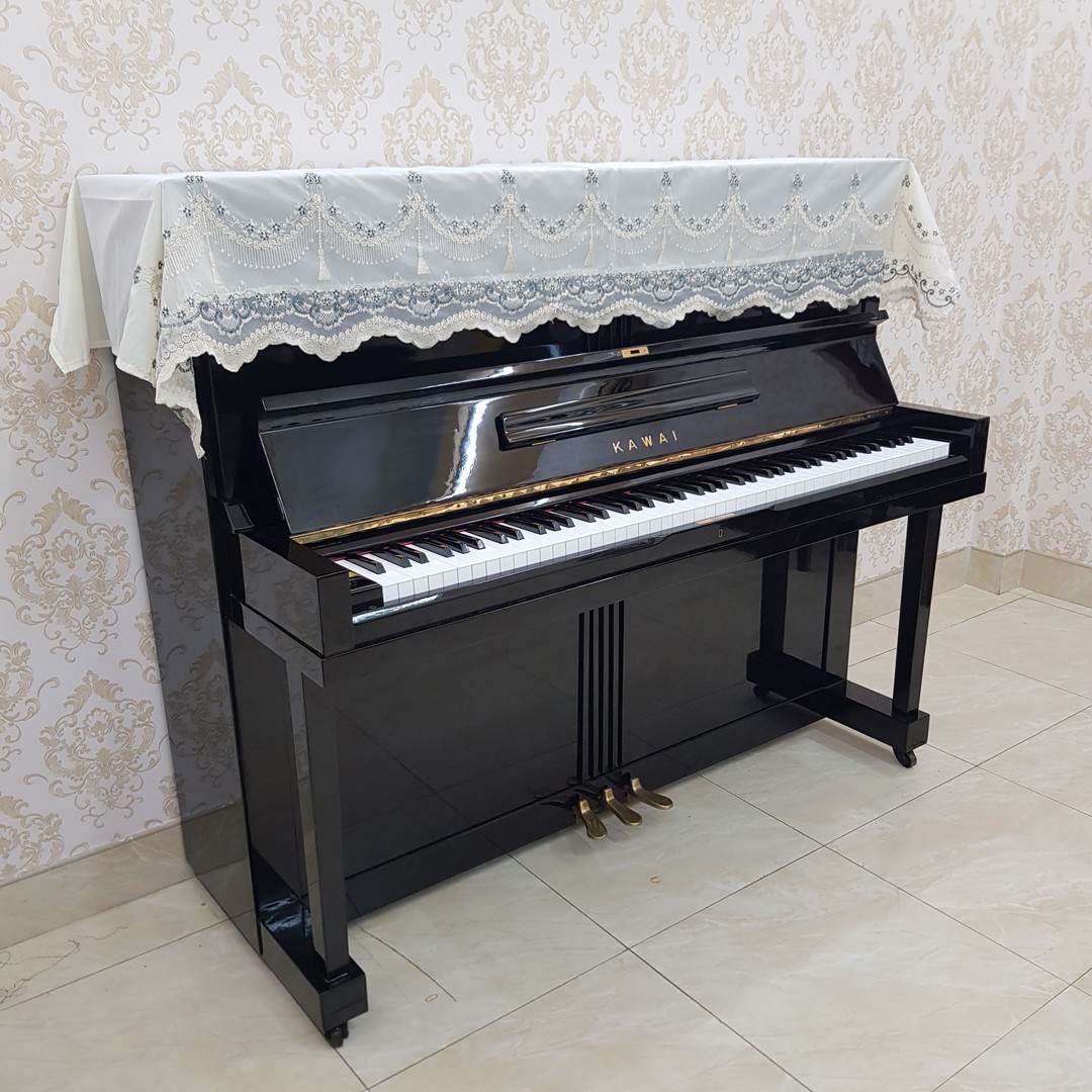 Khăn phủ đàn Piano phối chân ren hoa xanh tinh tế