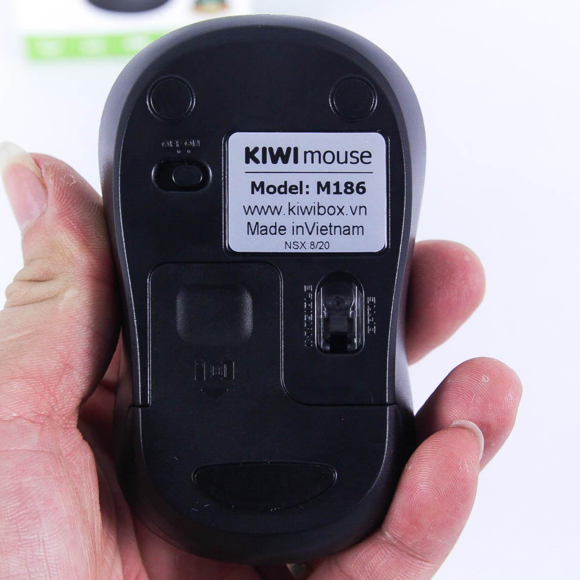 Chuột Không Dây Cao Cấp Kiwi Mouse M186- Cực nhạy- Cực bền - Hàng Chính Hãng