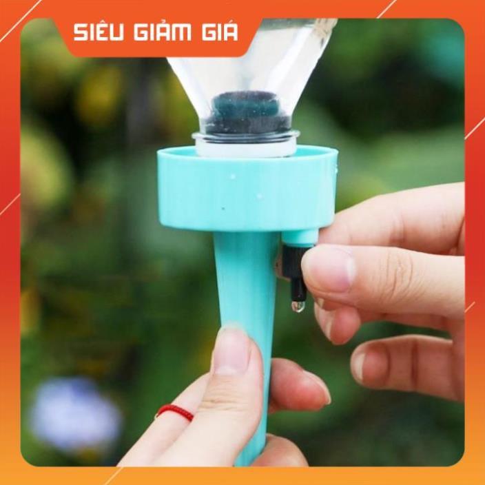 Set 12 que cắm tưới cây nhỏ giọt (gắn chai coca, pepsi, dễ dàng điều chỉnh lượng nước tưới cây cảnh) 206801