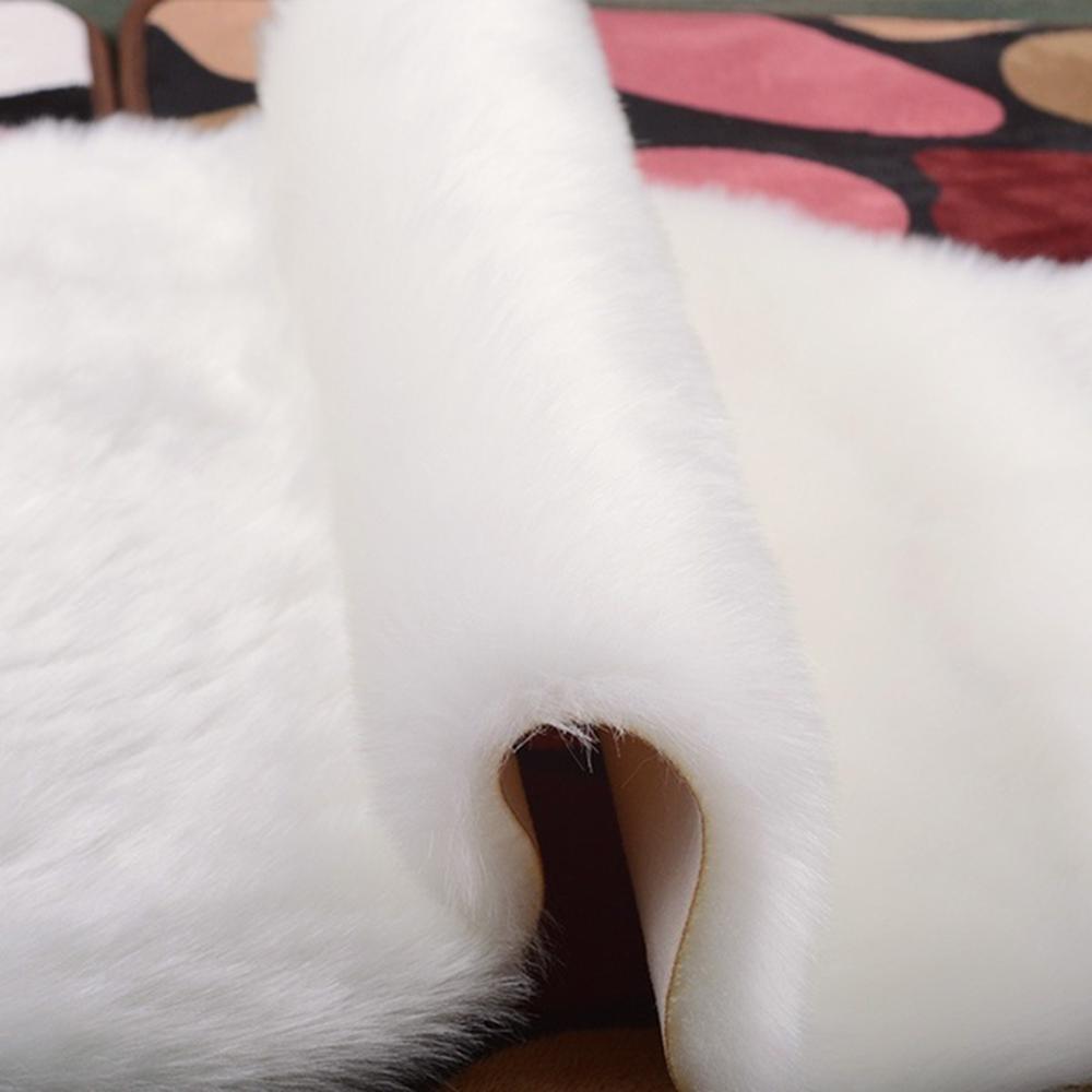 Thảm lông trải sàn cho phòng khách sang trọng