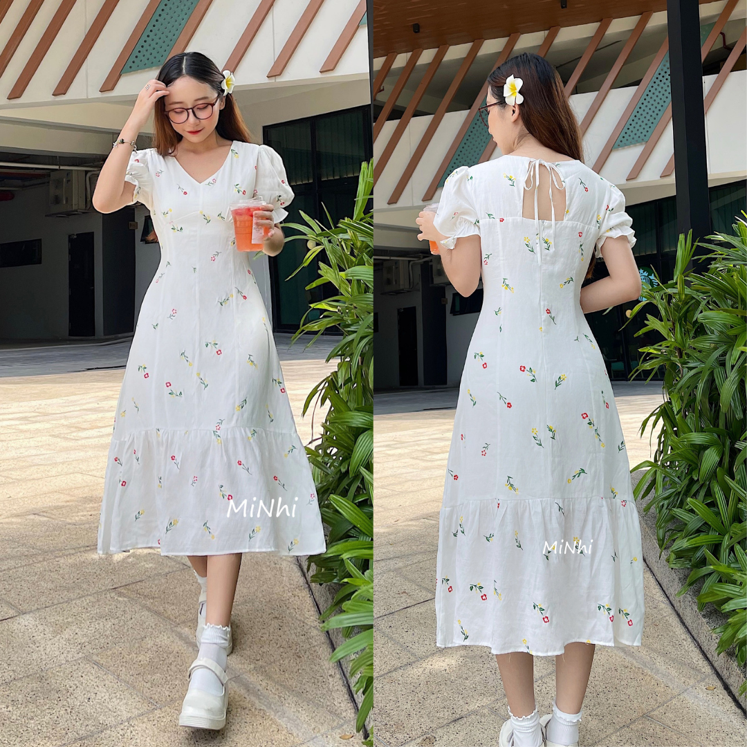 Đầm hoa nhí trắng cổ V nơ lưng, Váy hoa nhí cổ tim xòe vải thêu hoa mát mẻ Cao Cấp dáng xòe tay ngắn MiNhi