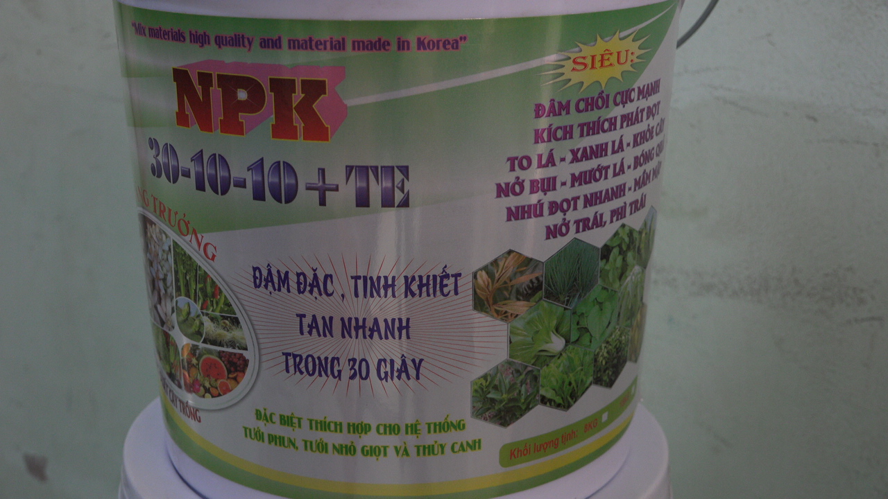 PHÂN BÓN TƯỚI PHUN , TƯỚI NHỎ GIỌT, RẢI GỐC -   NPK 30-10-10  TE , LỚN LÁ , TO LÁ, LỚN TRÁI