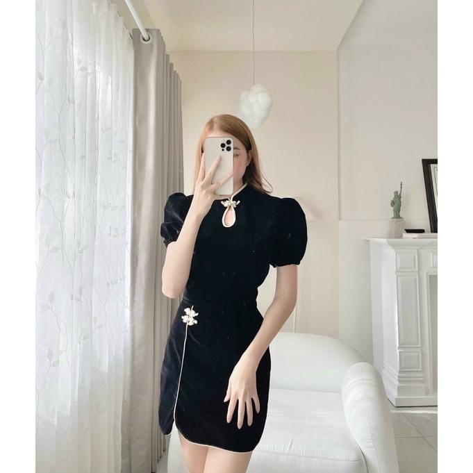 Set áo croptop cổ tàu cutout ngực với chân váy viền