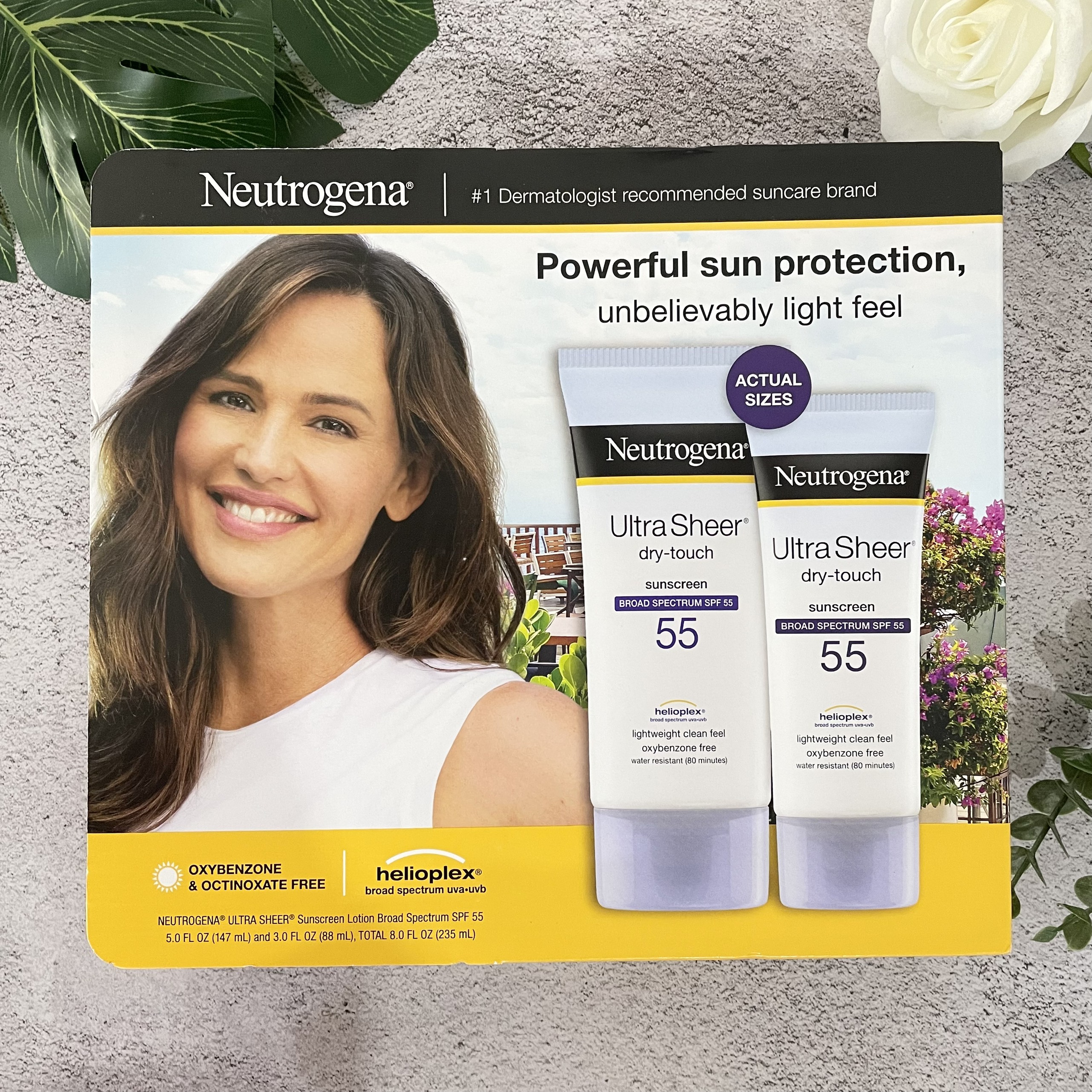 Set kem chống nắng Neutrogena Ultra Sheer Sunscreen SPF 55