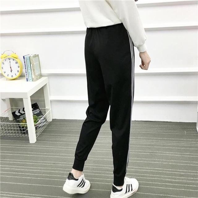 Quần Jogger nữ có bo Chân hot hít