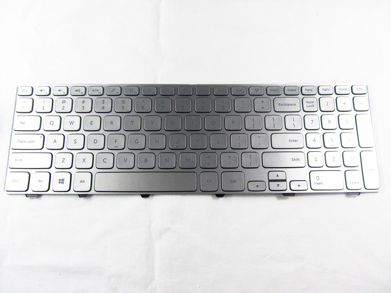 Bàn Phím thay thế cho Laptop Dell Inspiron 7537 15-7000 bạc
