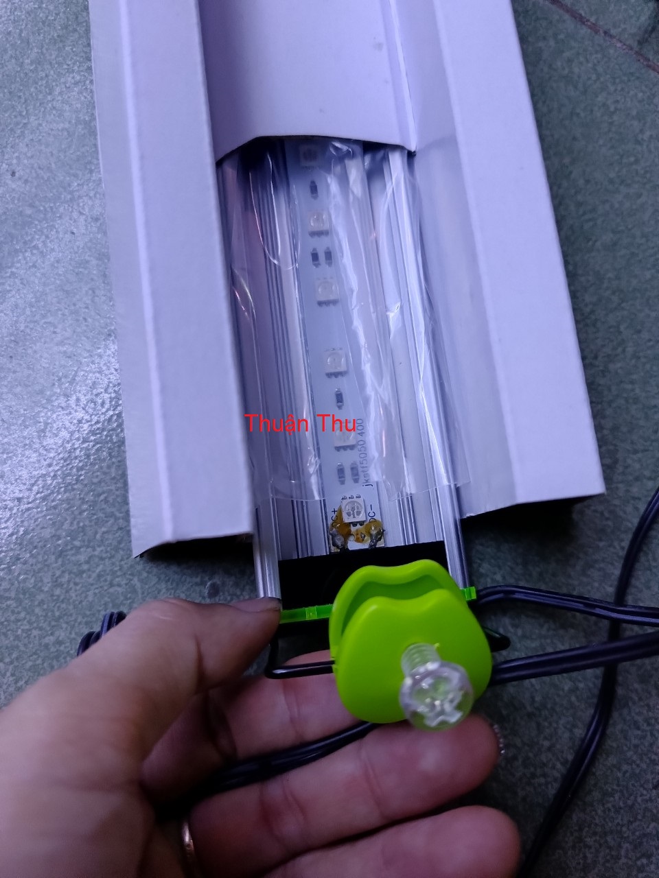 Đèn led máng đỏ cá không đỏ nước 4.8W cho bể 45-55cm