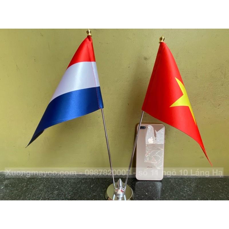 Cờ để bàn Việt Nam - Hà Lan