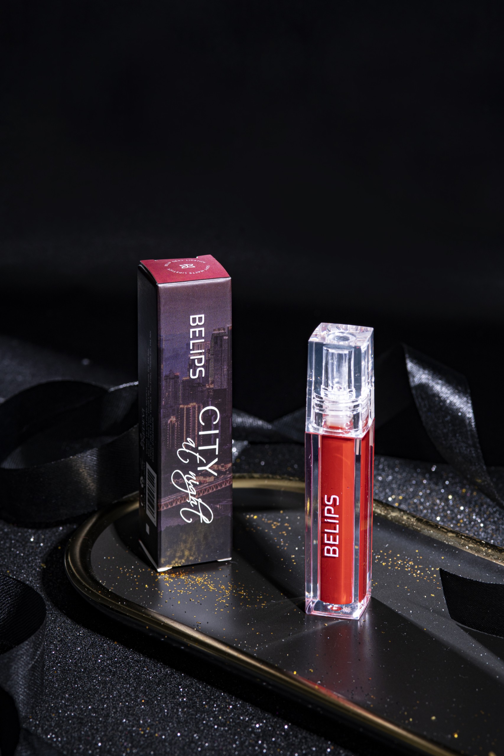 Bộ đôi son thỏi Belips Sexy Lipstick 09 Juliette Red + son kem lì Belips City At Night C02 Sexy Red