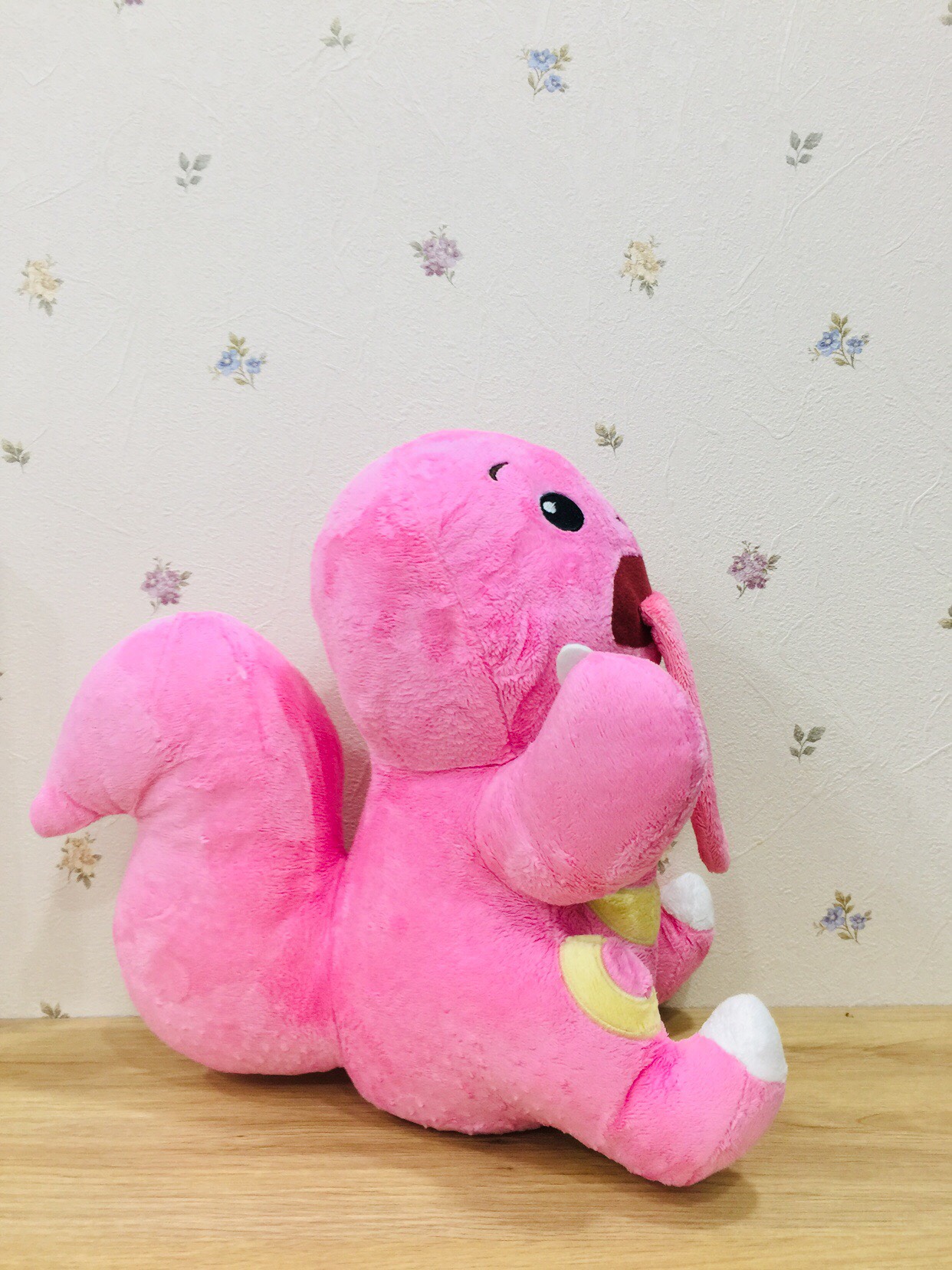 Gấu bông Pokemon lè lưỡi Lickitung