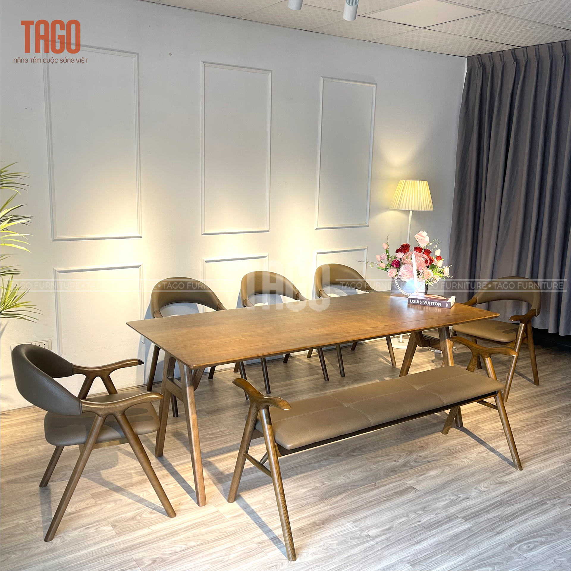 Bộ Bàn Ăn Lifumi 1m8 5 ghế 1 bench