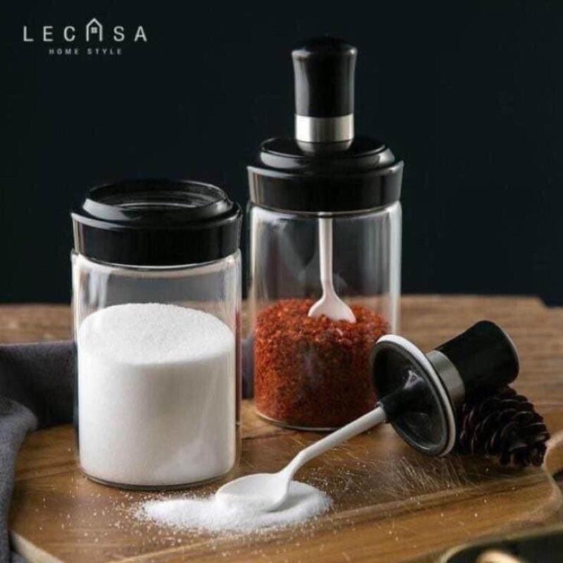 HŨ ĐỰNG GIA VỊ ,KÈM MUỖNG 250Ml
